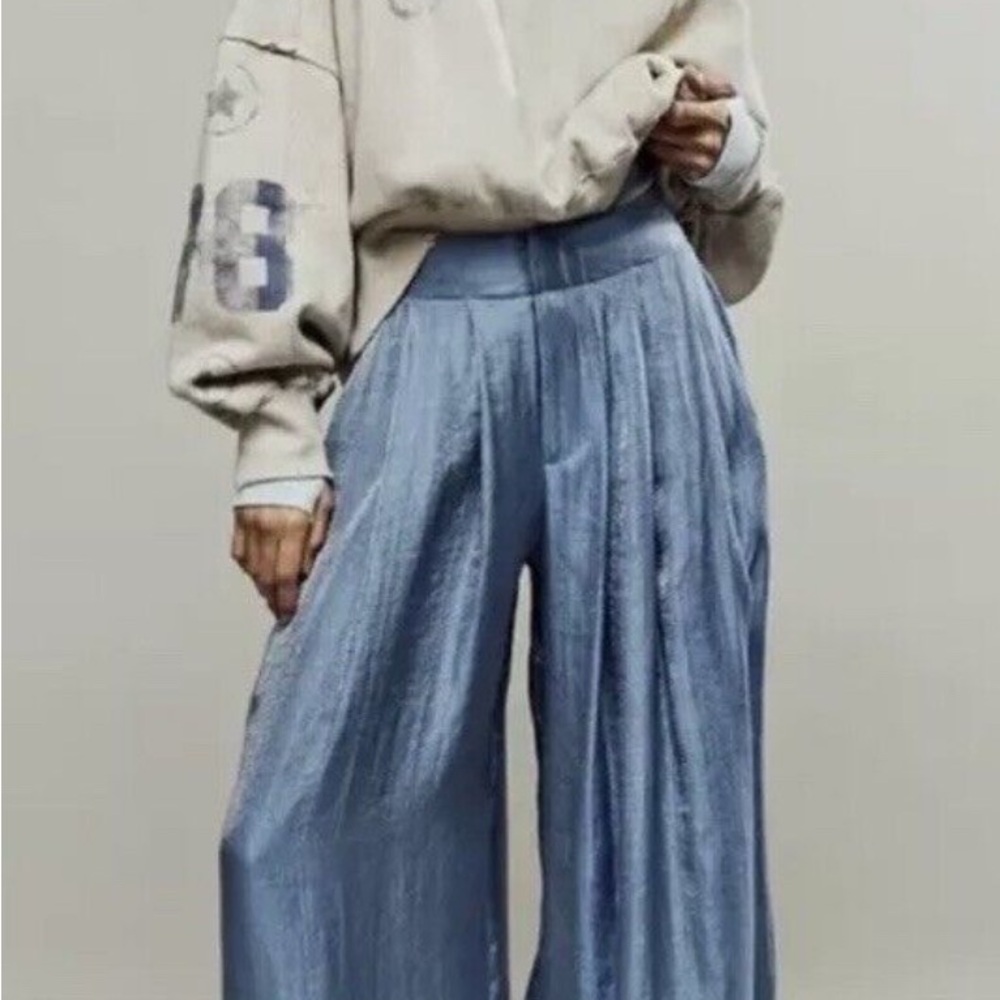 Free People ARLO Pleated Wide-Leg Blue Trousers Size 6 NEW WITH TAGS!